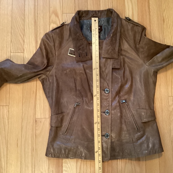 Danier Brown Leather Jacket, size medium - Picture 6 of 11